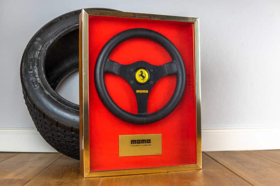 Volante MOMO F1 Ferrari da esposizione del 1985