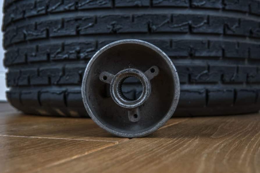 Victor steering wheel hub VW Beetle / Karmann Ghia - Porsche 911 G-Model / 928 - Image 3