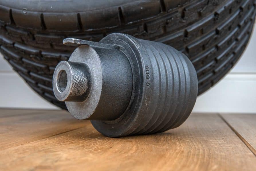 MOMO steering wheel hub (C 6818) Peugeot 309