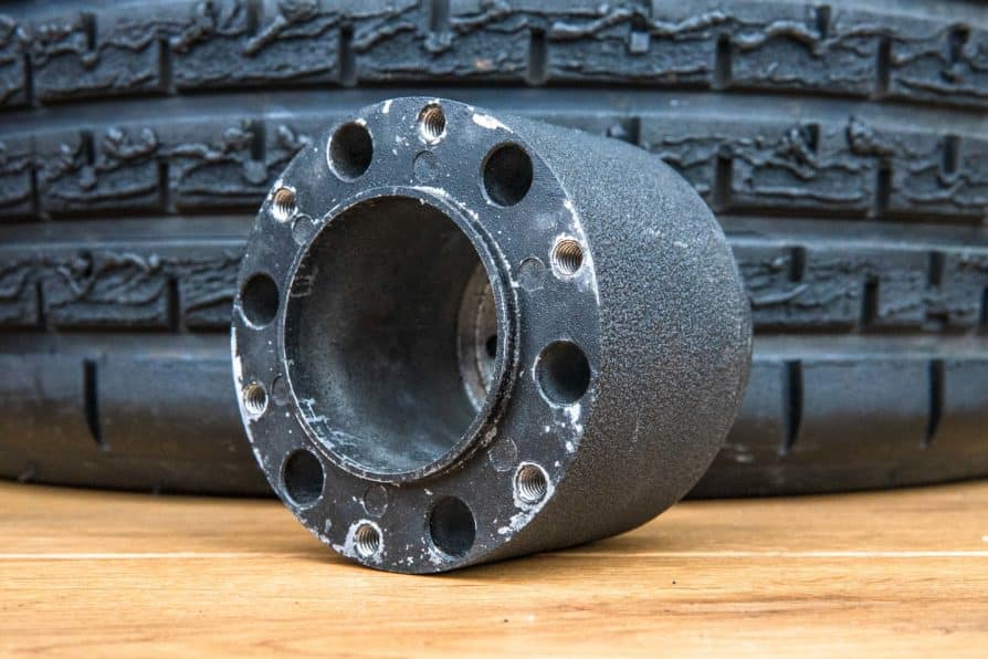 Fusina Lenkrad-Nabe Ford Fiesta MK1 – Bild 2