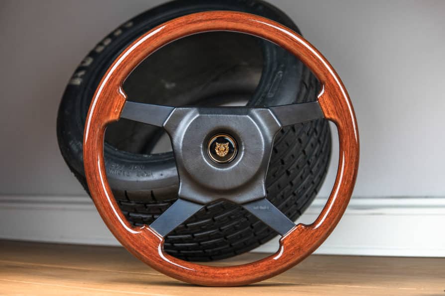 1989' MOMO wooden steering wheel Jaguar XJS / XJ40 / XJ6 / XJ12