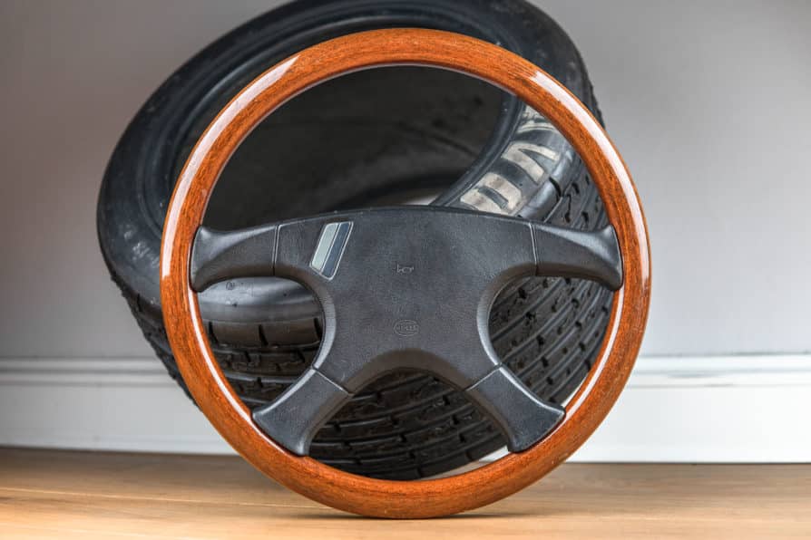 1990' MOMO ML38 "HELLA" wooden steering wheel