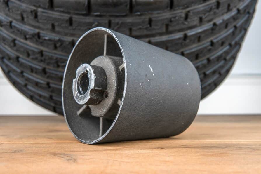 Nardi / Personal steering wheel hub Alfa Romeo 1300 / 1600 / Junior / GTA / GTV