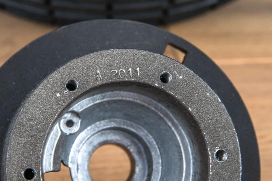 MOMO steering wheel hub (A 2011) BMW E36 airbag retrofit - Image 3