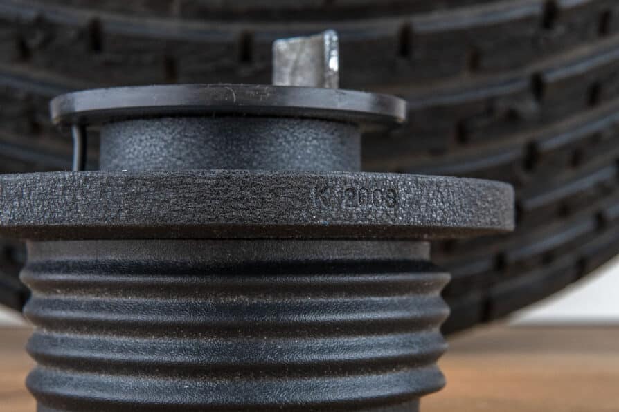 MOMO steering wheel hub (K 2008) BMW E31 / E36 - Image 2