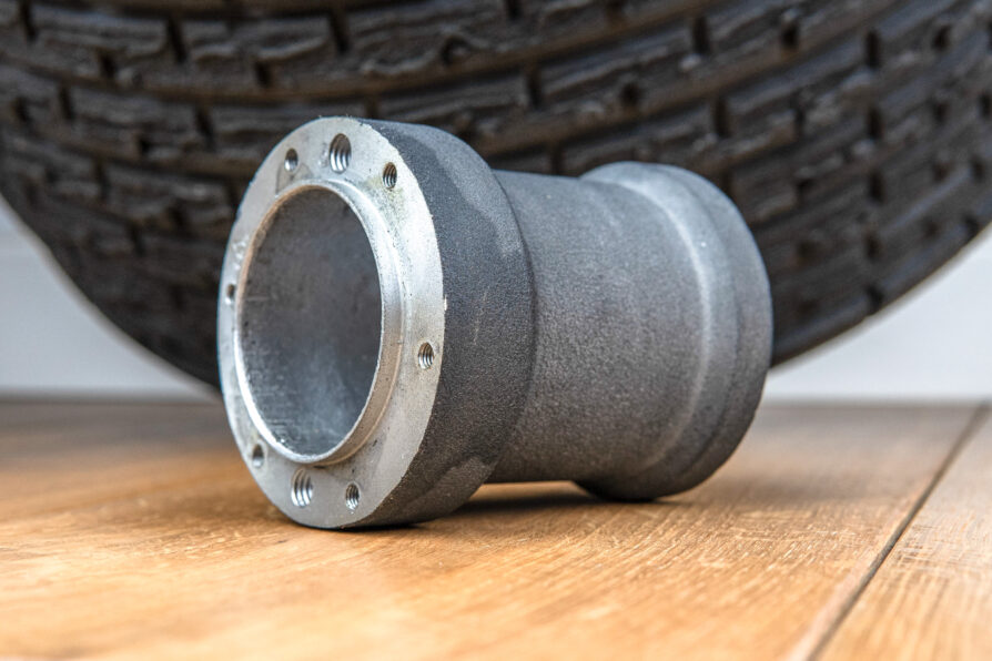 MOMO steering wheel hub (152) BMW 1800 / 2000 / E3 / E9 / E10 / E12 / E21 / E23 / E24 / E28 - Image 2