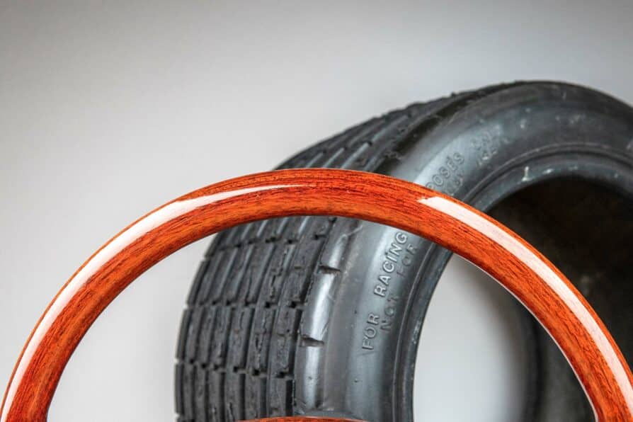 1987' MOMO wooden steering wheel Maserati Quattroporte III - Image 3
