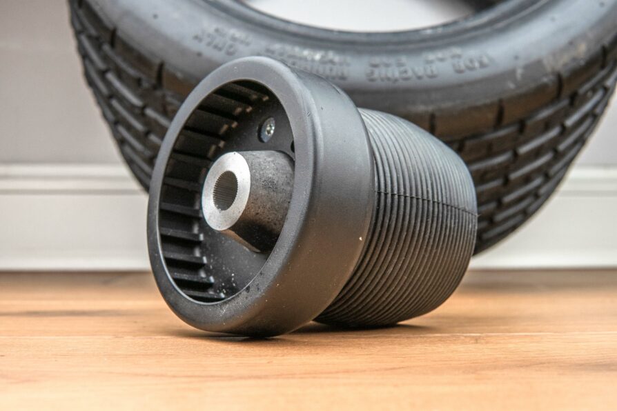 RAID steering wheel hub (M 19) BMW E30 / E28
