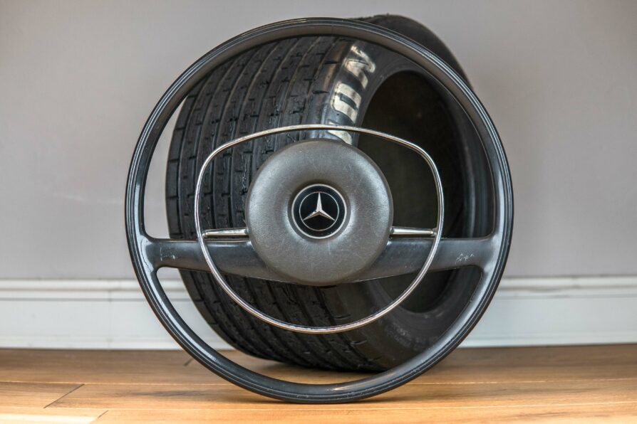 1970s PETRI steering wheel Mercedes W108 / W109 / W110 / W113 Pagoda / W114 / W115
