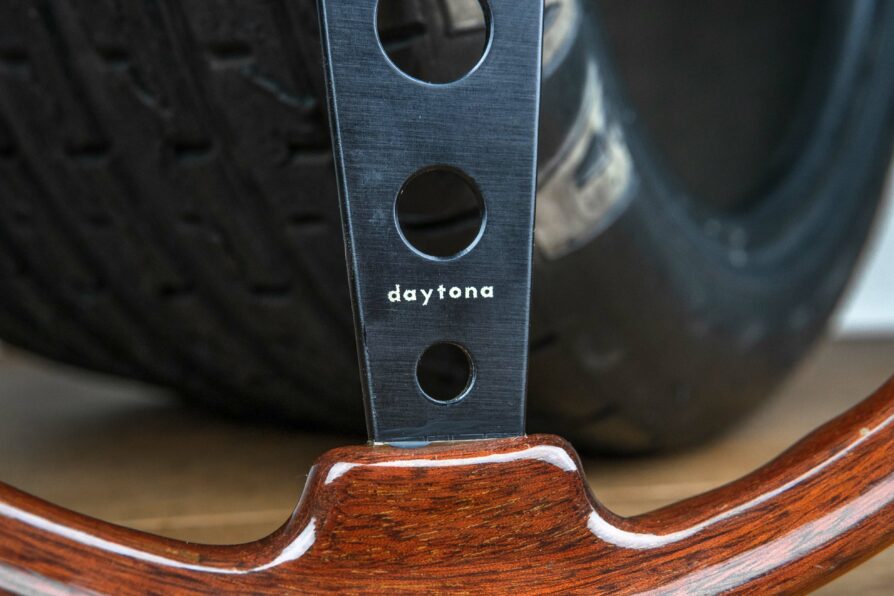 1970s MOMO "daytona" wooden steering wheel BMW / Porsche / Mercedes / Ferrari - Image 4