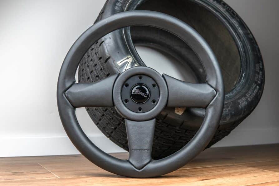 1990' MOMO "Heytune" steering wheel BMW / Porsche / Mercedes