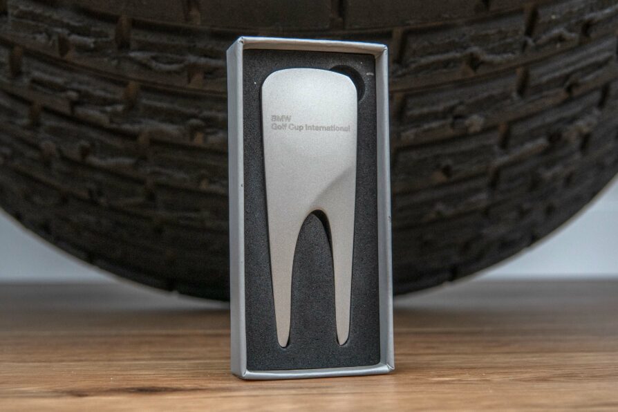 BMW Golf Cup International pitch fork divot - Image 2