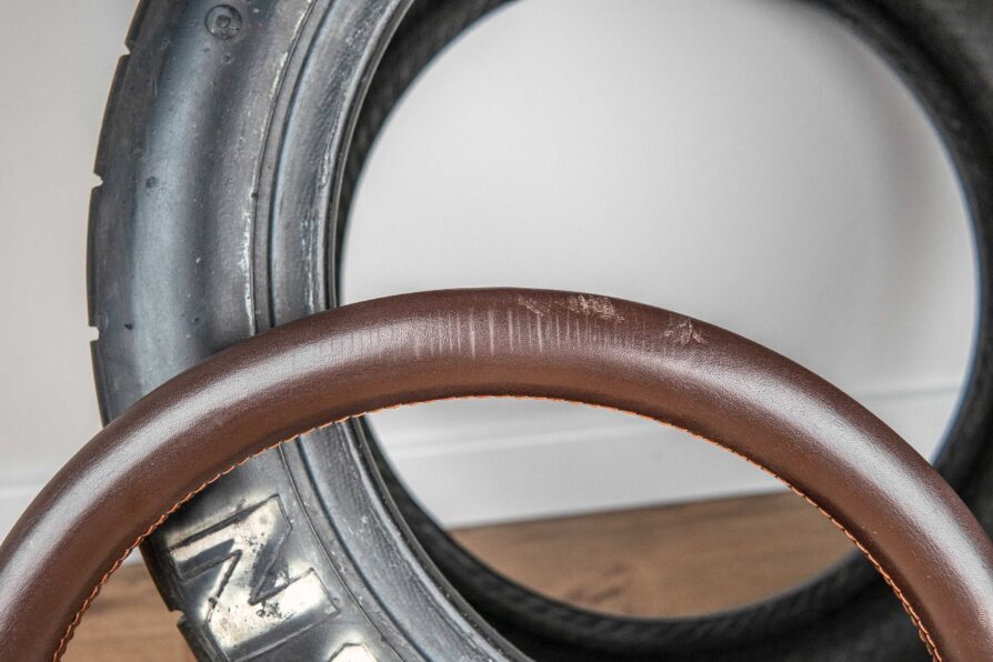 Volant RAID « Carrera » des années 1980 pour Porsche 911 / 912 / 924 / 944 – Image 8