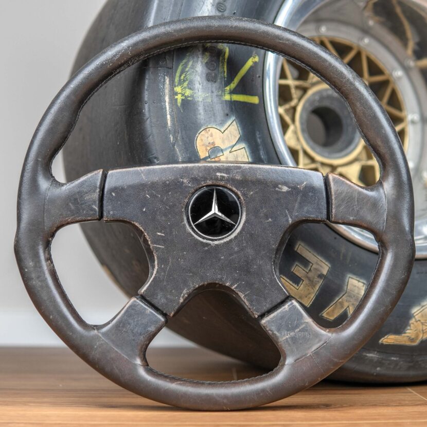 Volant Nardi « Brabus » des années 1990 pour Mercedes W201 / W123 / W124 / W126 / W460 / R107 / R129