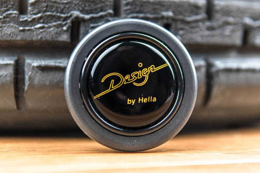 1980s MOMO horn button "HELLA"