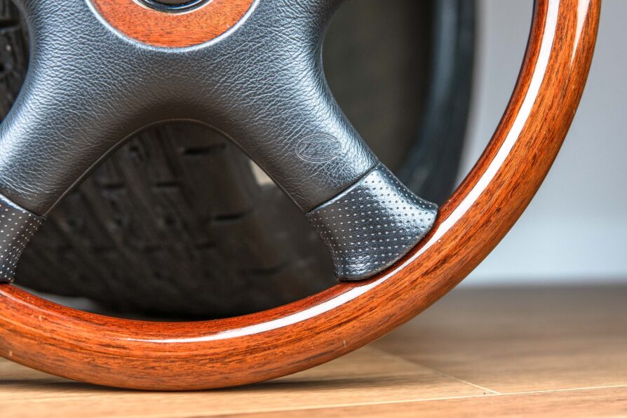 1993' MOMO "Design by Hella" ML36 Holz-Lenkrad Audi / BMW / Mercedes – Bild 2