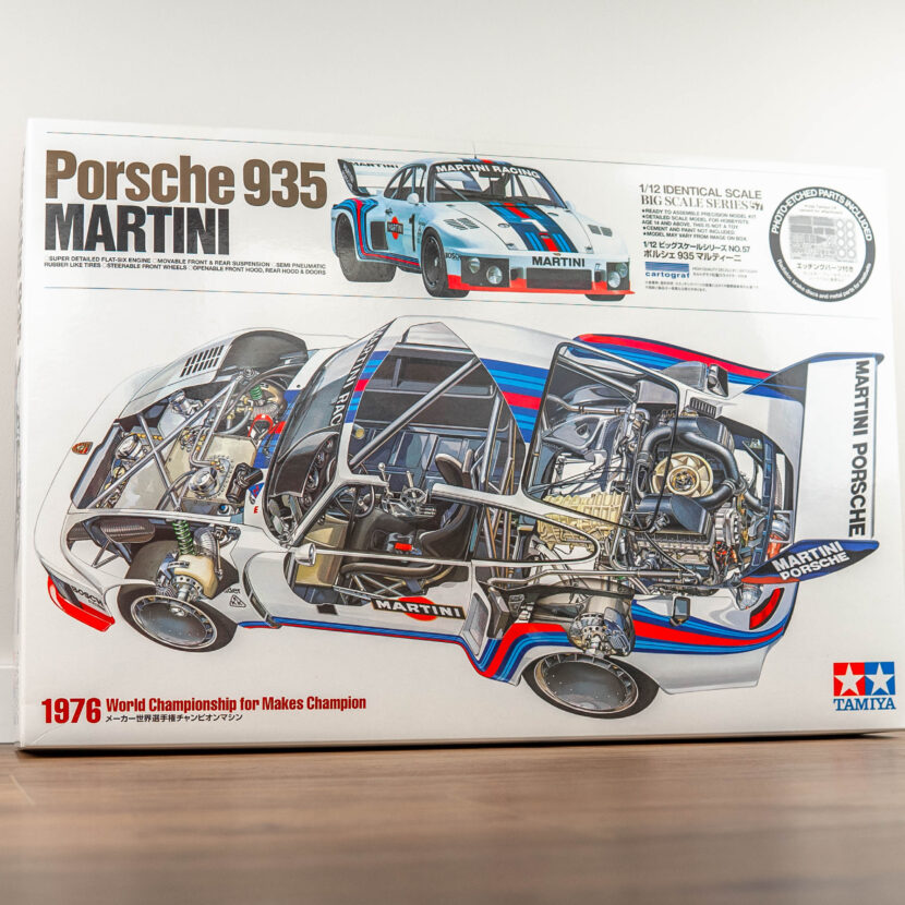TAM12023U Tamiya 1/12 Porsche 935 Turbo Martini Championnat du Monde 1976