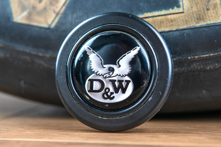 1990s MOMO Hupenknopf D&W