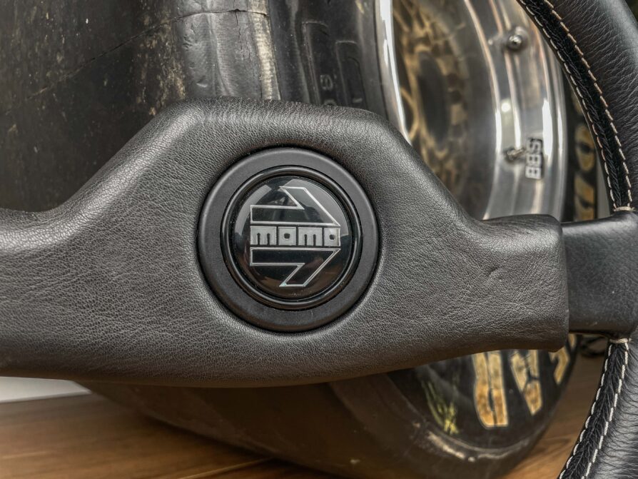 Volante MOMO Lotus Esprit Turbo del 1983 - immagine 2