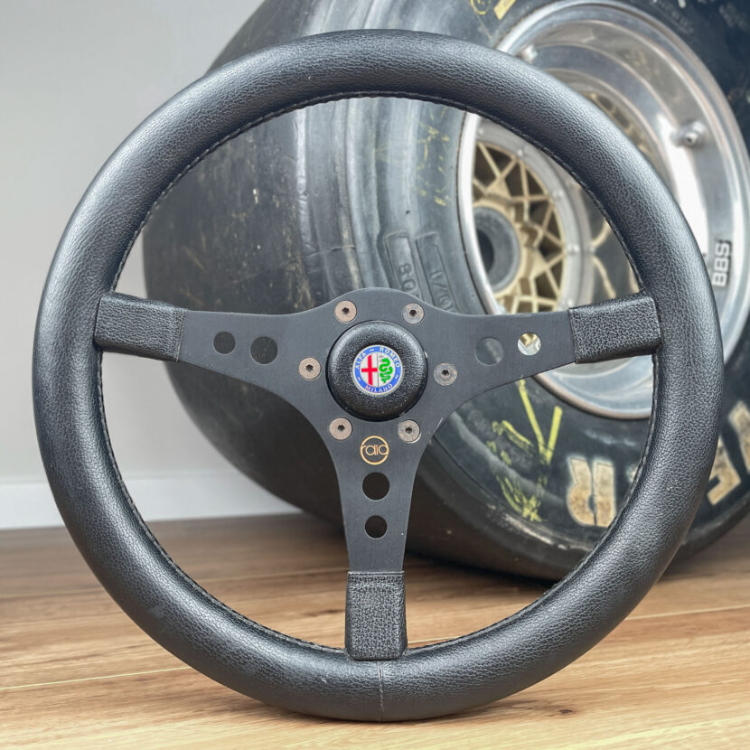 1980s RAID steering wheel Alfa Romeo 1300 / 1600 / Junior / GTA / GTV