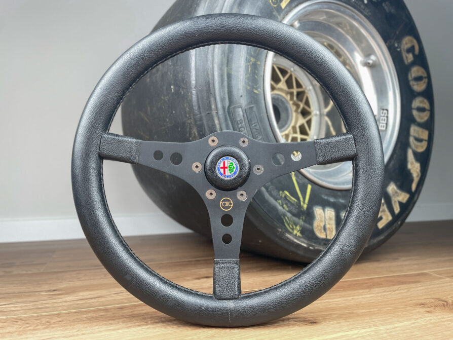 1980s RAID steering wheel Alfa Romeo 1300 / 1600 / Junior / GTA / GTV