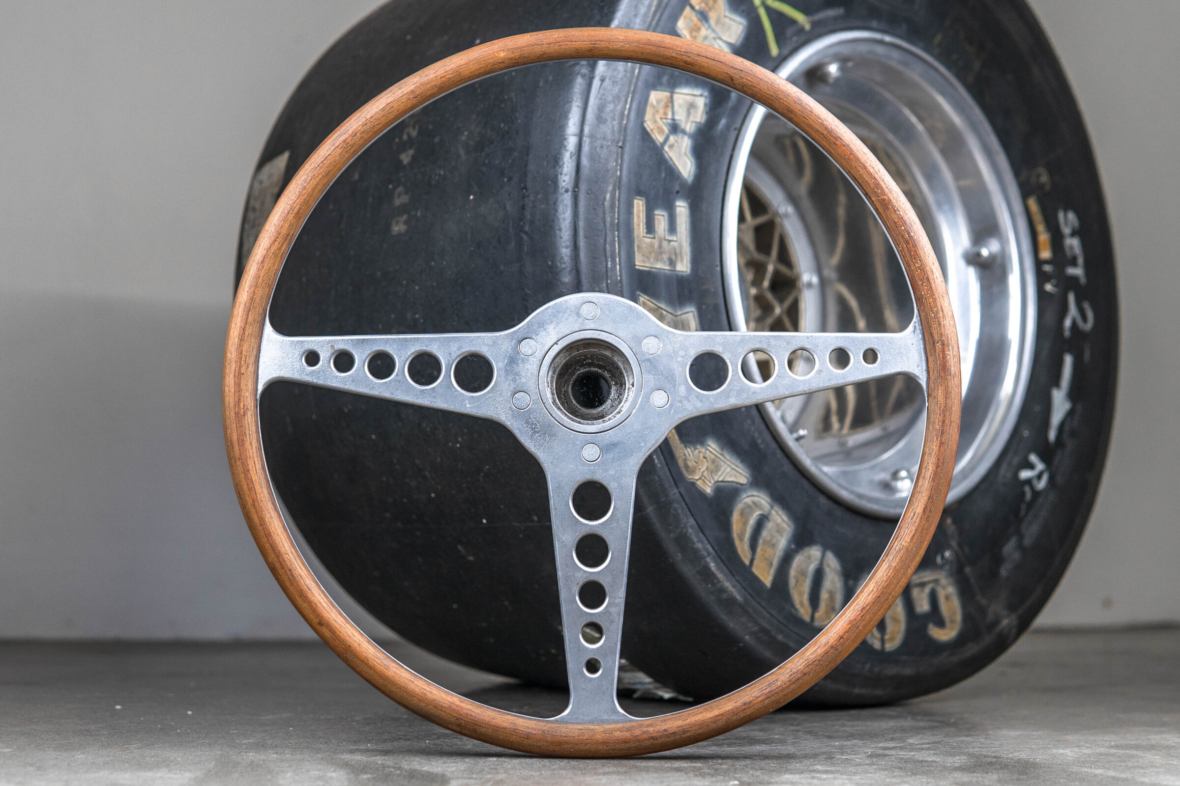 1960s Jaguar E-Type Holz-Lenkrad 2. Serie