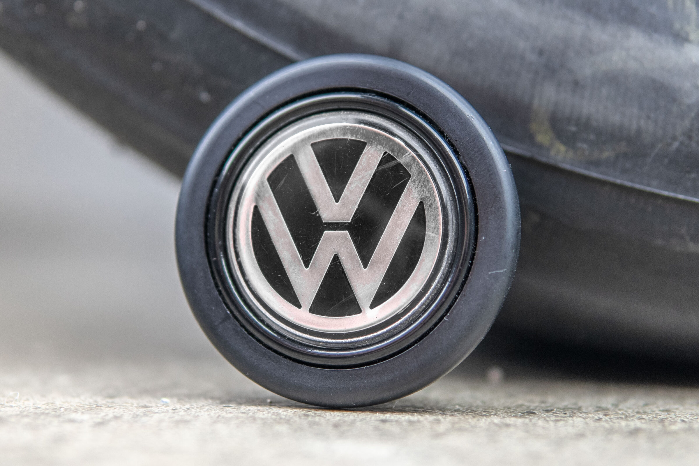 Bouton de klaxon MOMO des années 1990 pour VW