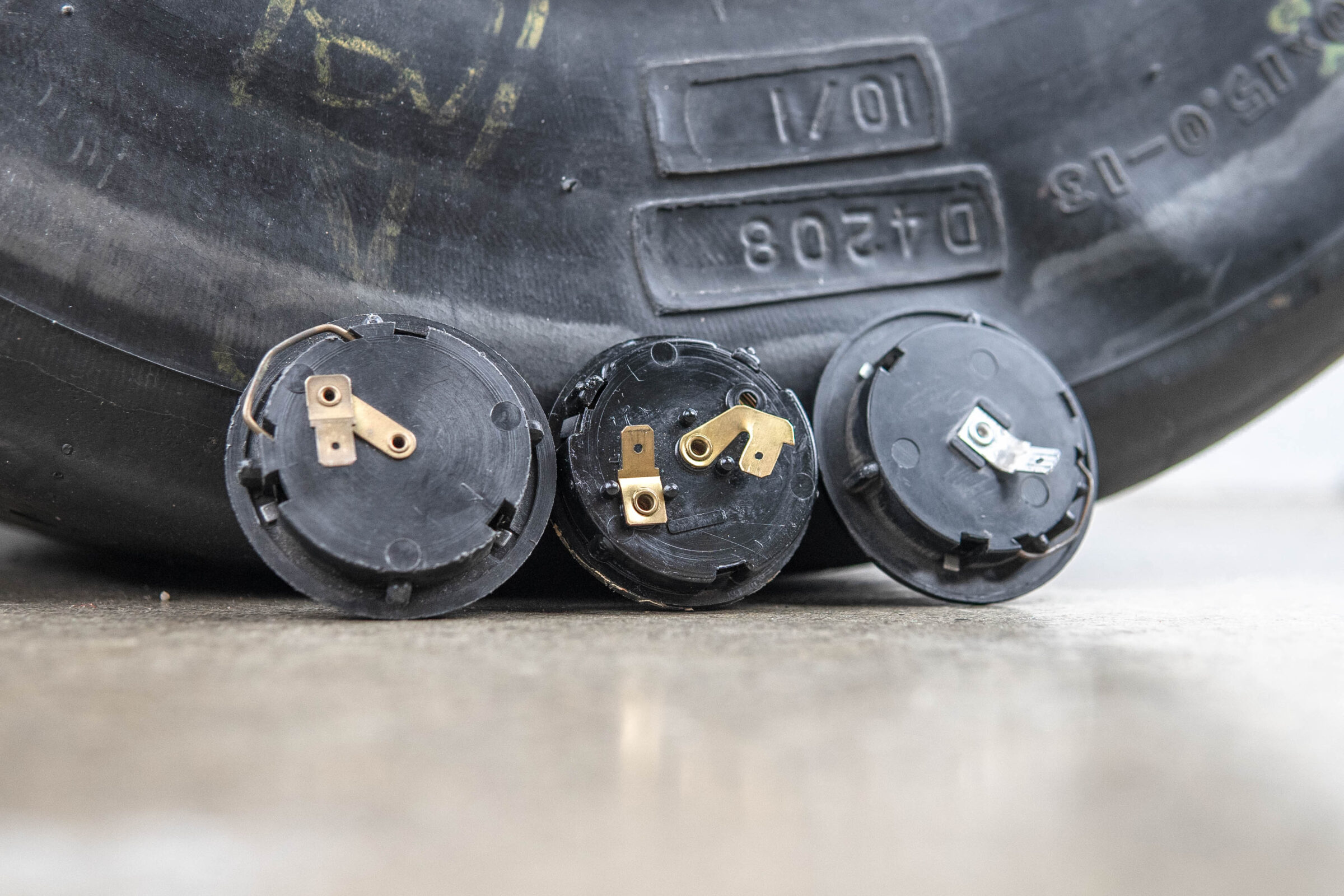 Lot de 3 boutons de klaxon Alfa Romeo des années 1980 – Image 2